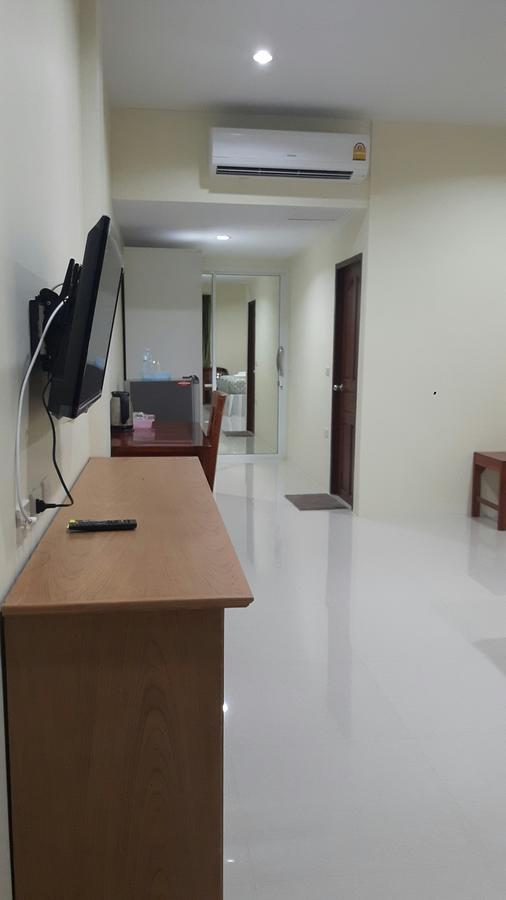 ไออุ่นรีสอร์ท Bang Saphan Exteriör bild